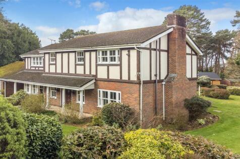 Woodside Road, Ferndown BH22 4 bed detached house for sale