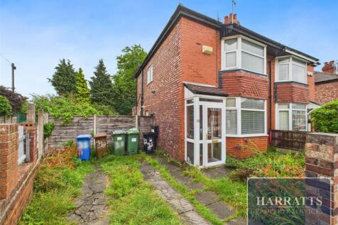 2 bedroom semi-detached house for sale