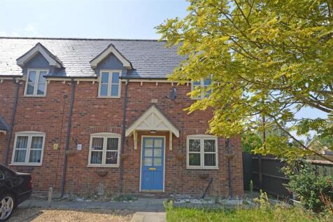 2 bedroom semi-detached house for sale