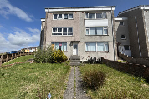 Chapelhill Mount, Ardrossan, Ayrshire 3 bed flat for sale