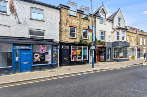 Flat 3, 39a Old London Road, Kingston... 2 bed flat for sale