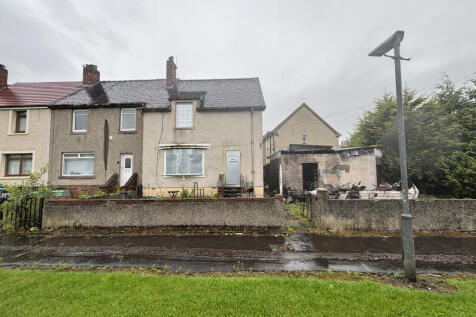Craigneuk Avenue, Airdrie, Lanarkshire 3 bed end of terrace house for sale