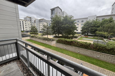 Flat 4, 9 Western Harbour Midway... 3 bed flat for sale