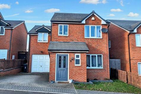 Grimstock Avenue, Coleshill, Birmingham 3 bed detached house for sale