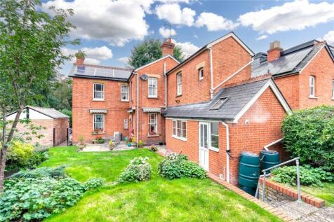 Lower Village Road, Sunninghill... 3 bed detached house for sale