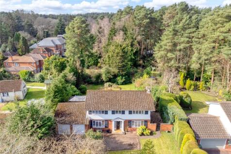 Woodlands Ride, South Ascot... 4 bed detached house for sale
