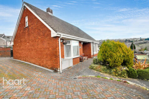 Mount Pleasant, Pontypool 3 bed bungalow for sale
