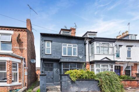 5 bedroom end of terrace house for sale