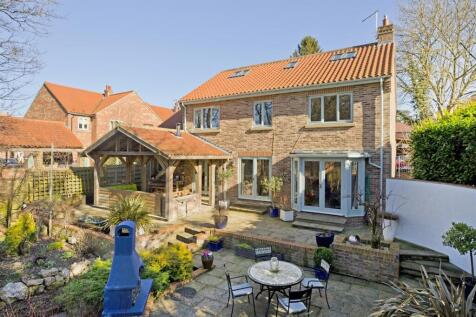 Tutt House, New Row, Boroughbridge, York 4 bed detached house for sale