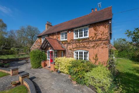 5 bedroom house for sale
