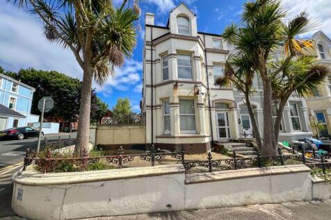 Block of apartments for sale