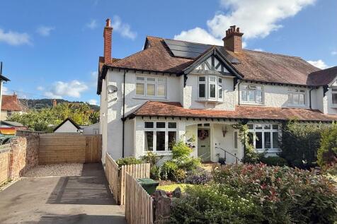 7 bedroom semi-detached house for sale