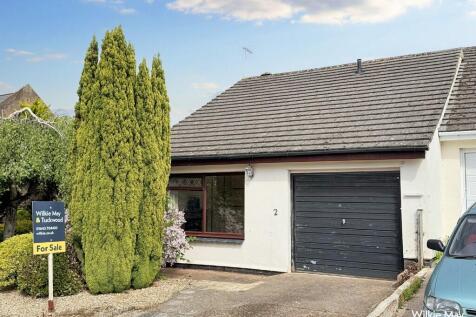 Millbridge Gardens, Minehead TA24 2 bed semi