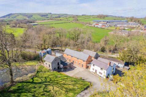 Church Stoke, Montgomery SY15 8 bed character property for sale
