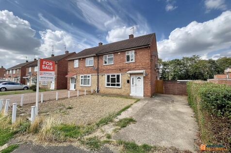 Paston Ridings, Peterborough, PE4 3 bed semi