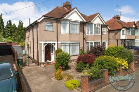 3 bedroom semi-detached house for sale