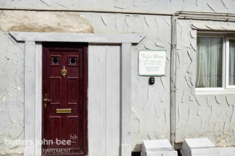 6 bedroom block of apartments for sale