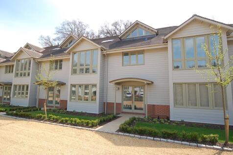 South Courtyard, The Manor... 2 bed apartment for sale