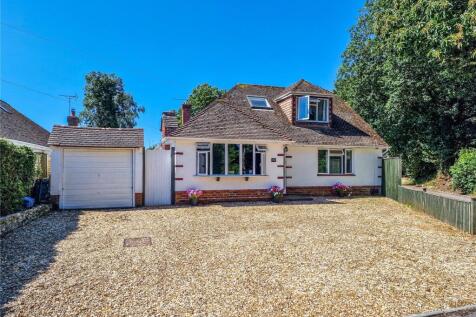 4 bedroom bungalow for sale