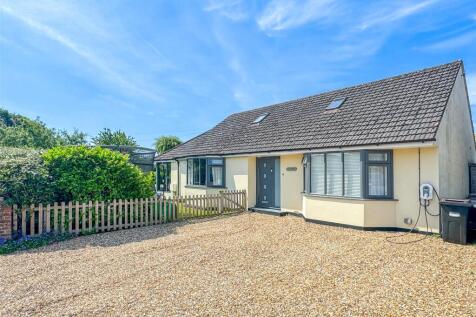 Brookside Road, Bransgore... 3 bed bungalow for sale
