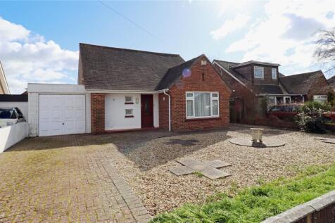 Verwood Crescent, Hengistbury Head... 3 bed bungalow for sale