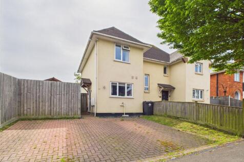 Seafield Road, Southbourne... 2 bed semi