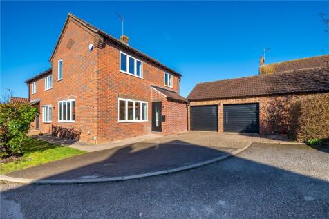2 bedroom detached house for sale