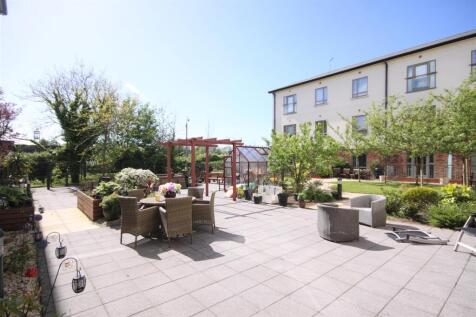 Brookside, Aughton Street, Ormskirk L39 1 bed flat for sale