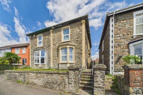 Lower Station Road, Bristol BS16 3 bed semi