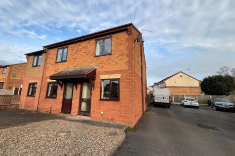 2 bedroom semi-detached house for sale