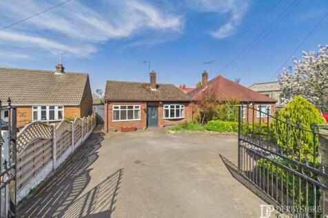 2 bedroom detached bungalow for sale