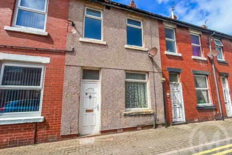 Avenham Grove, Blackpool 2 bed terraced house for sale
