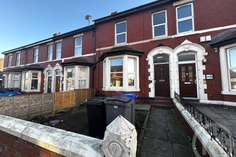 Clifford Road, Blackpool, Lancashire 3 bed block of apartments for sale