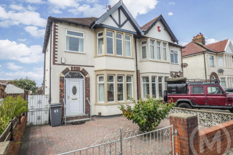 3 bedroom semi-detached house for sale