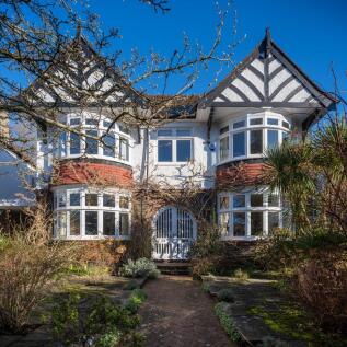 7 bedroom detached house for sale