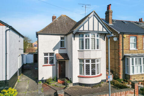 Bouverie Road, Old Moulsham, Chelmsford 3 bed detached house for sale