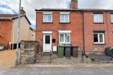 2 bedroom end of terrace house for sale