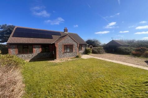 3 bedroom detached bungalow for sale