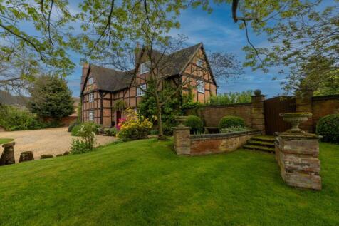 5 bedroom detached house for sale