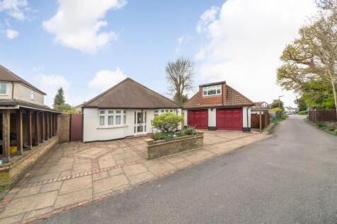 Church Lane, Warlingham CR6 3 bed detached bungalow for sale