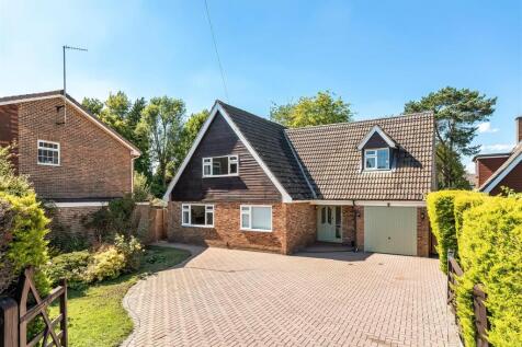 Matlock Road, Caterham CR3 4 bed detached house for sale