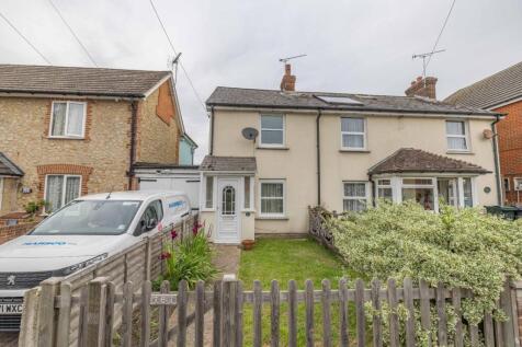 Canterbury Road, Willesborough... 1 bed semi