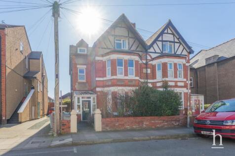 Dunraven Road, West Kirby CH48 1 bed apartment for sale