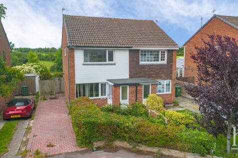 2 bedroom semi-detached house for sale