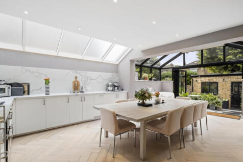 Ashburnham Road, London, NW10 3 bed terraced house for sale