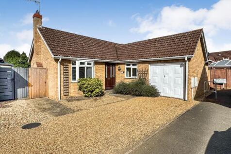 2 bedroom bungalow for sale