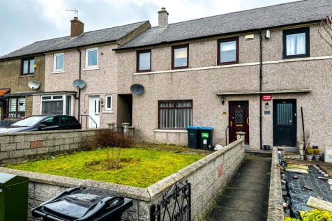 Mastrick Road, Aberdeen AB16 3 bed terraced house for sale