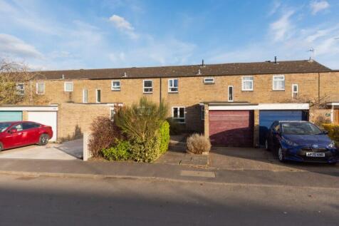 Fairfields, Norfolk IP24 3 bed terraced house for sale