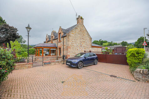 Ardross Road, Alness IV17 2 bed detached house for sale