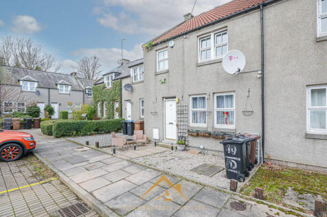 The Orchard, Aberdeen AB24 4 bed terraced house for sale